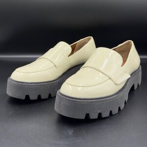 FRANCO SARTO WHITE MOCCASIN SIZE 6